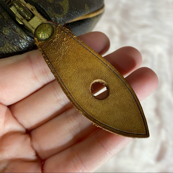 Louis Vuitton Speedy 35 Monogram - Picture 8 of 14